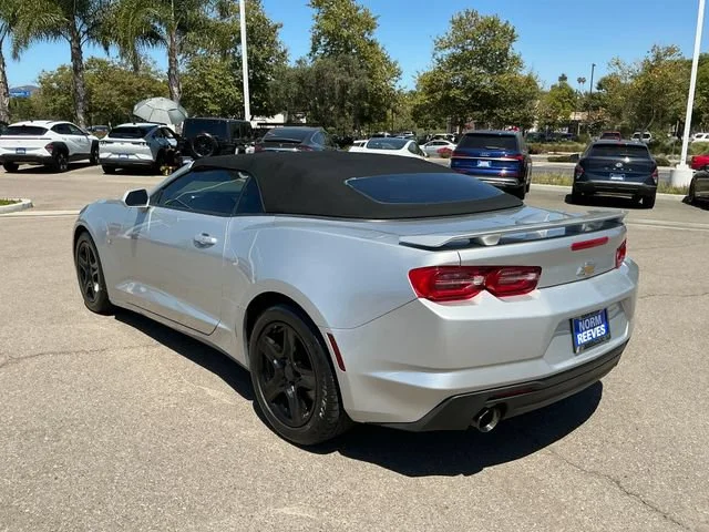 Used 2019 Silver Ice Metallic Chevrolet 1LT image 3