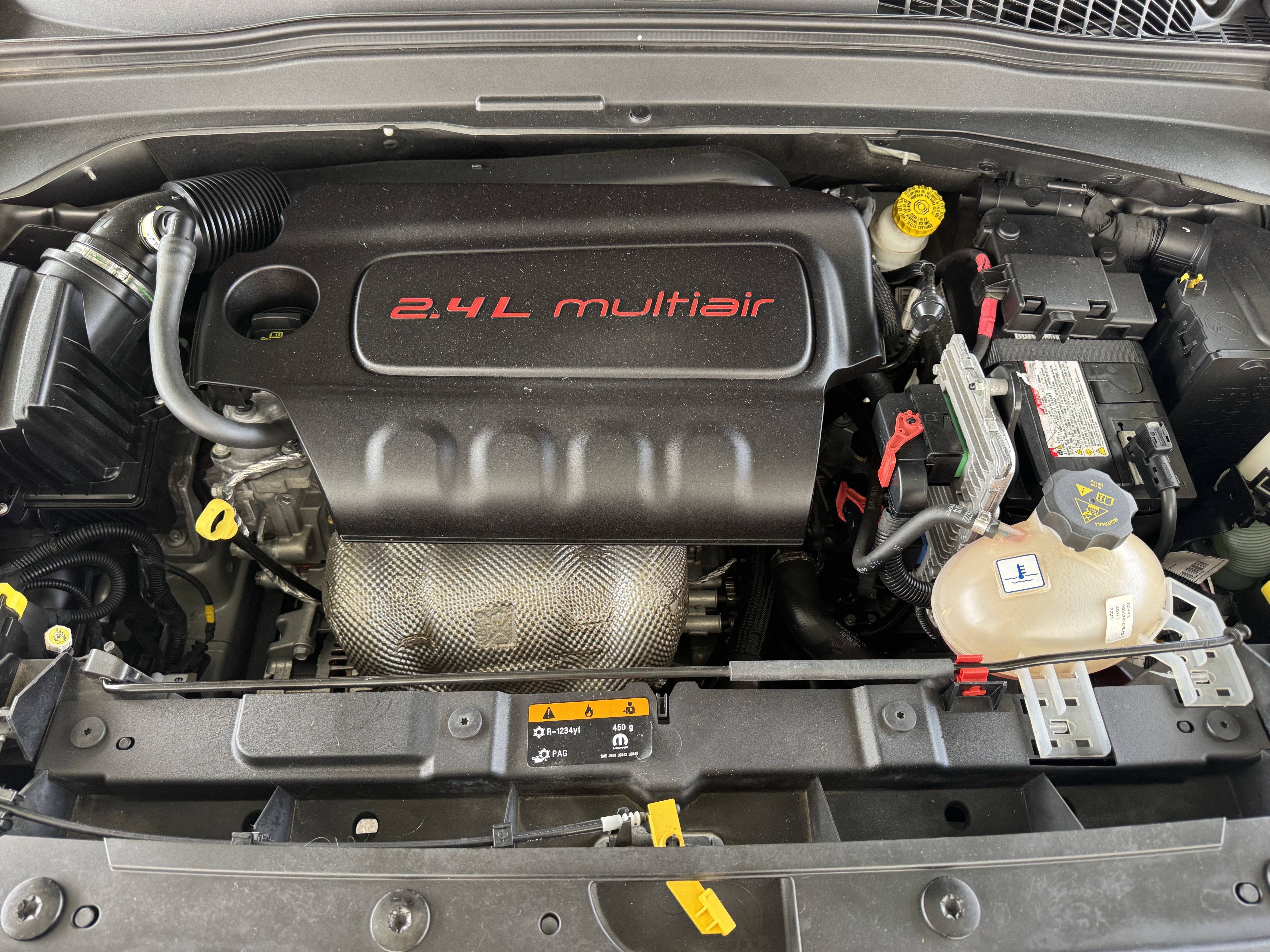 Used 2017 Gray Jeep Latitude 4x4 image 25