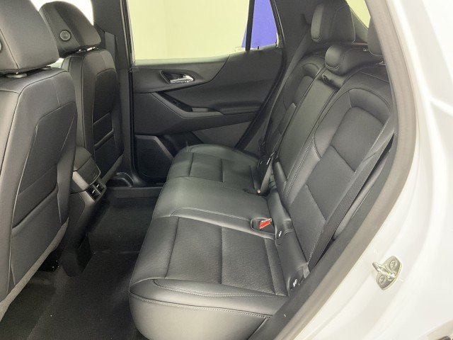 New 2027 Summit White Chevrolet LT image 19
