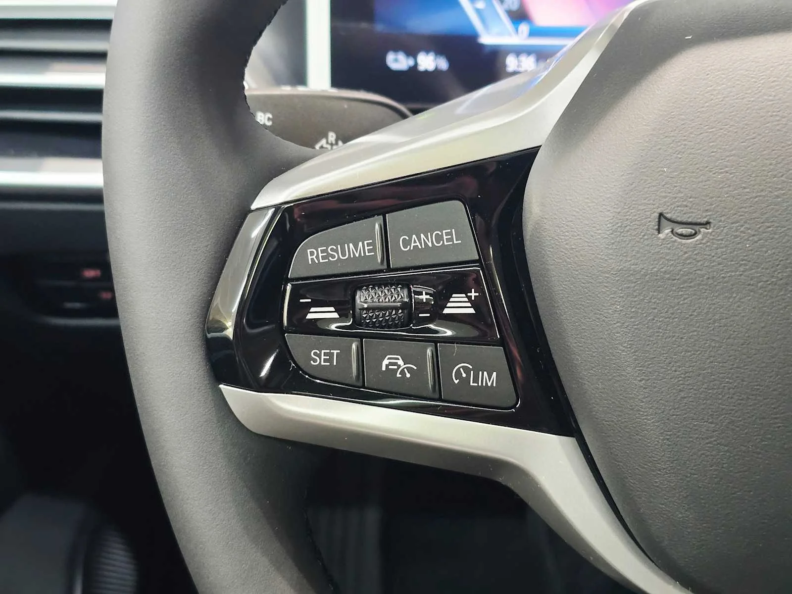 New 2026 Skyscraper Grey Metallic BMW xDrive40 image 20