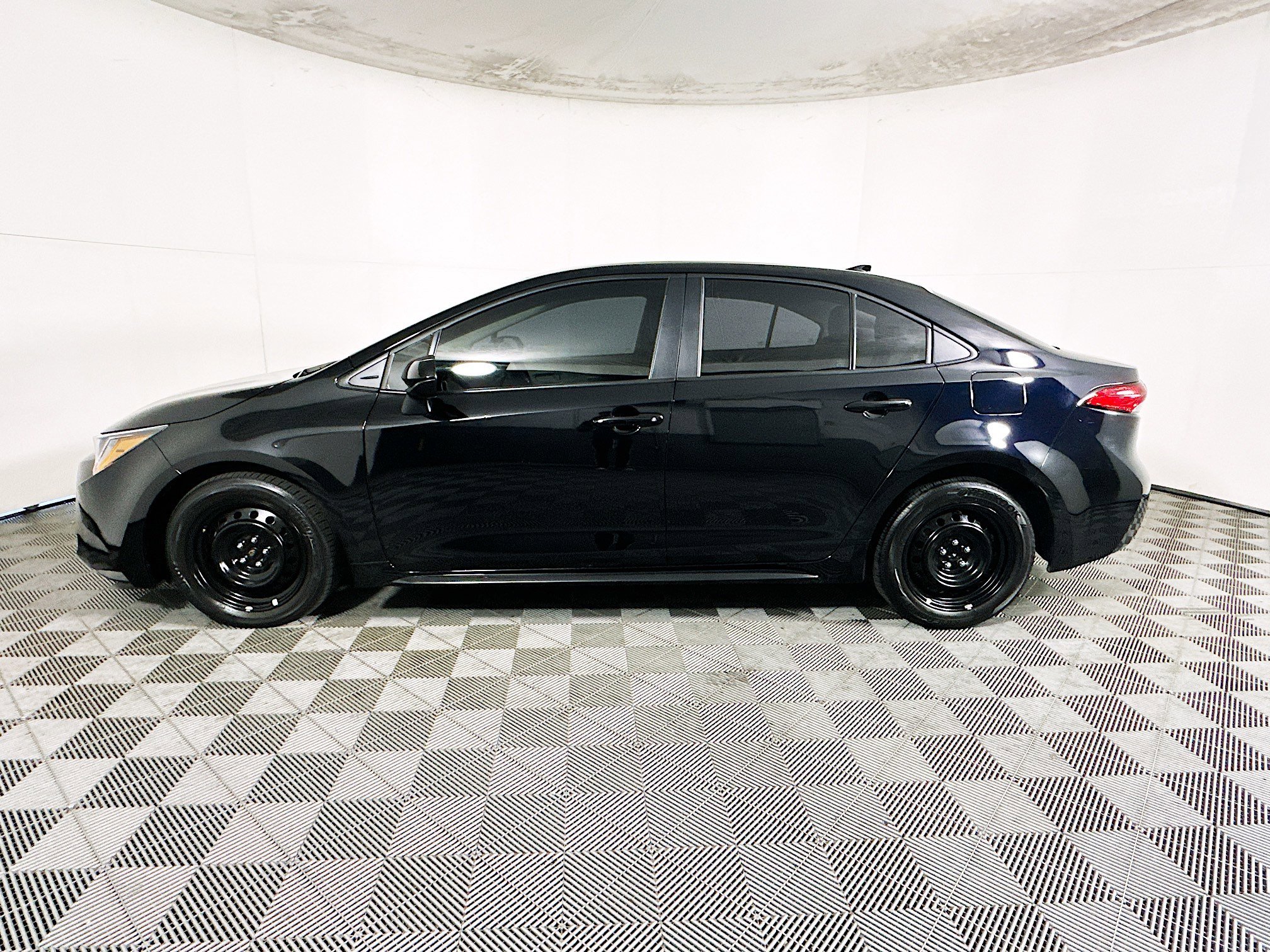 2024 Toyota Corolla thumbnail 8