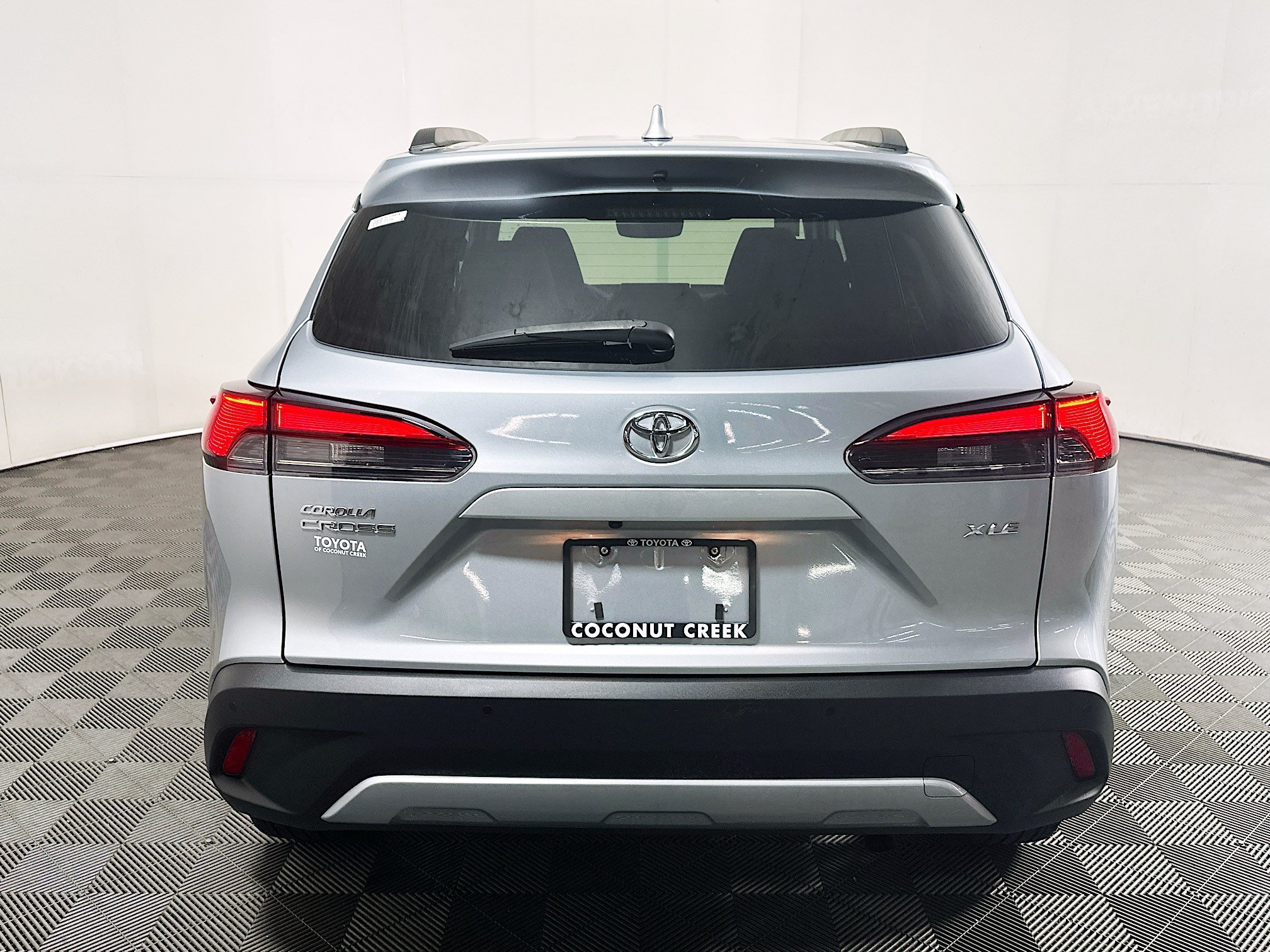 Certified Used 2024 Silver Toyota XLE image 4