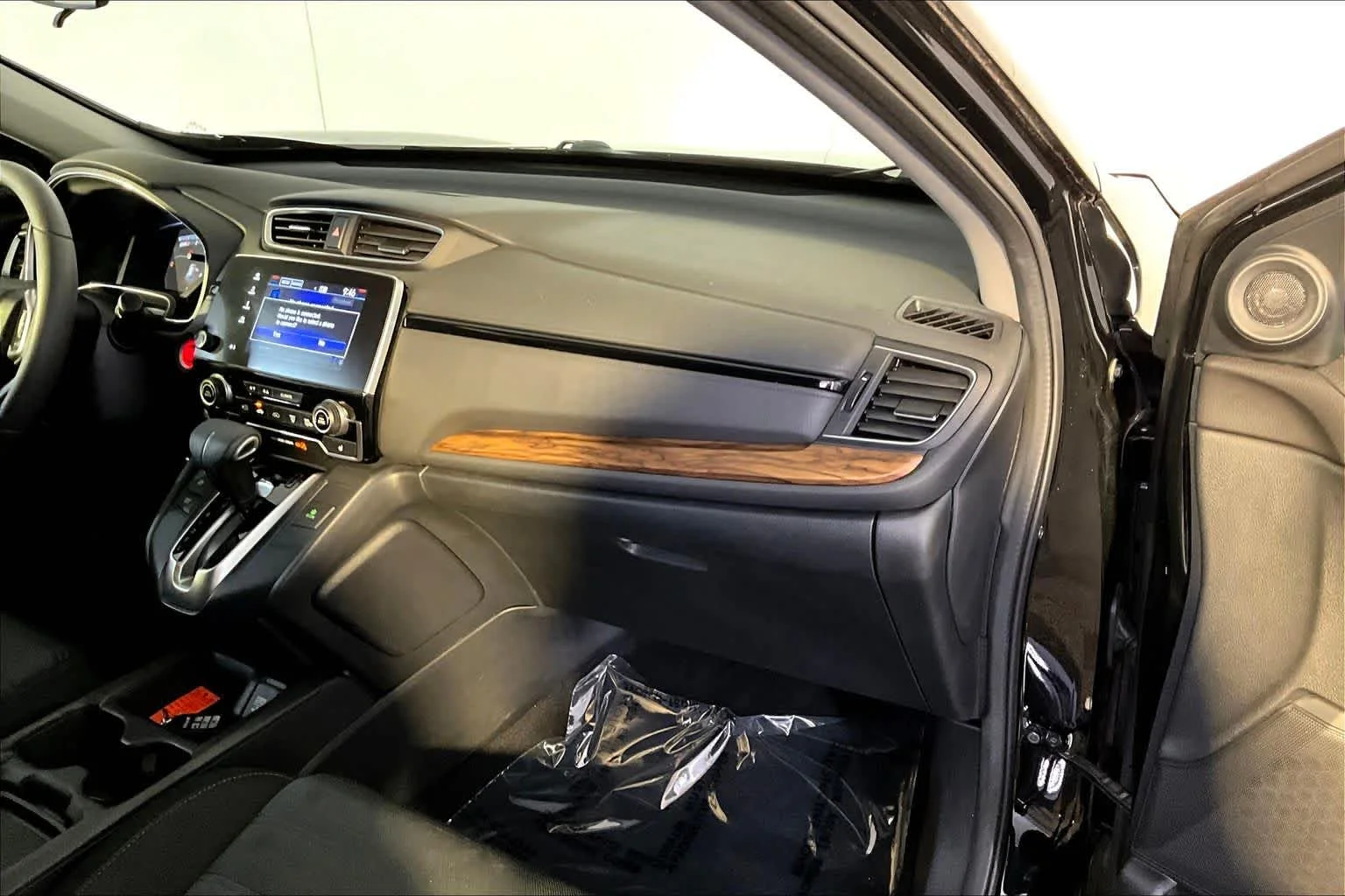 Used 2017 Crystal Black Pearl Honda EX image 18