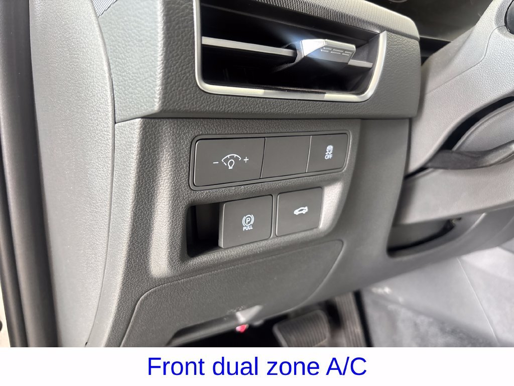 Certified Used 2025 Silver Hyundai SEL image 25