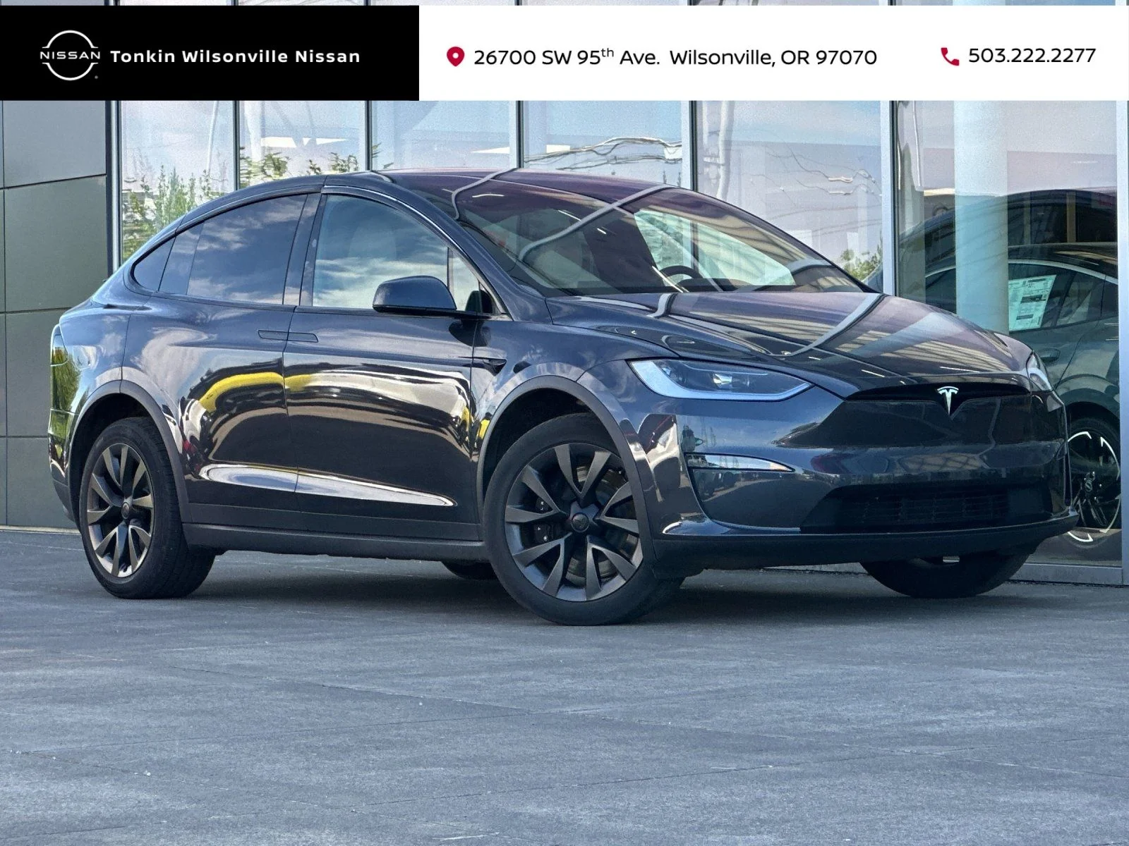 2024 Tesla Model X Long Range's photo