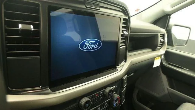 New 2026 Carbonized Gray Metallic Ford XL image 15