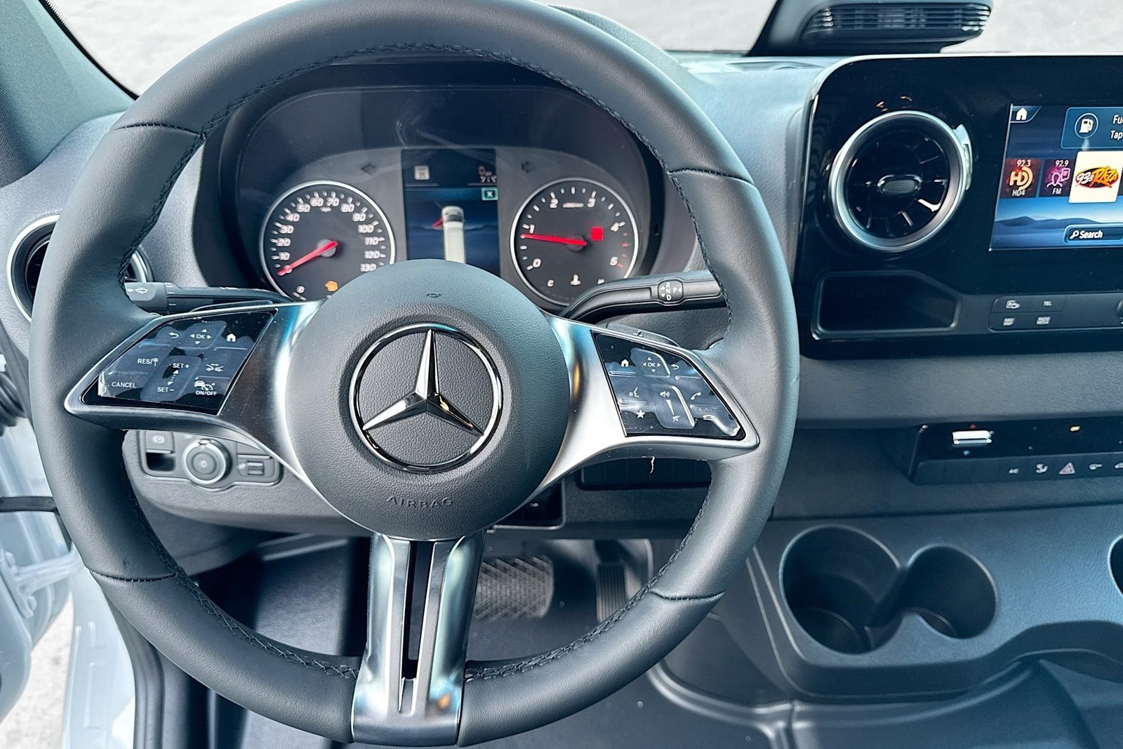 New 2026 Arctic White Mercedes-Benz  image 11