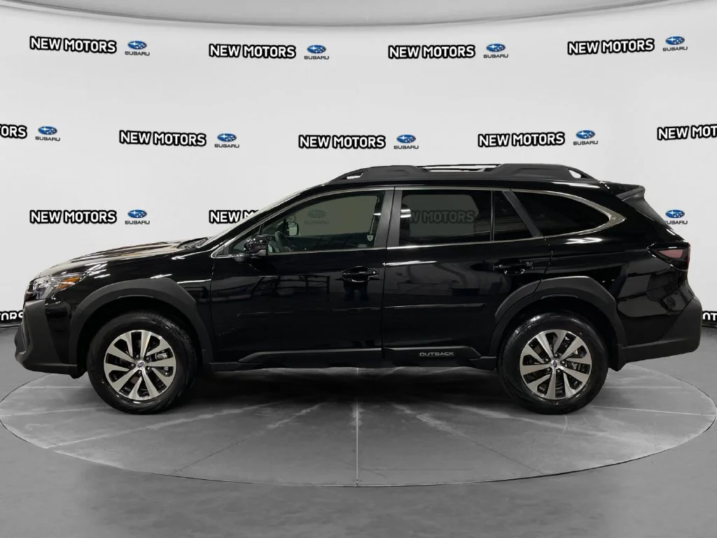 Used 2025 Crystal Black Silica Subaru Premium image 2