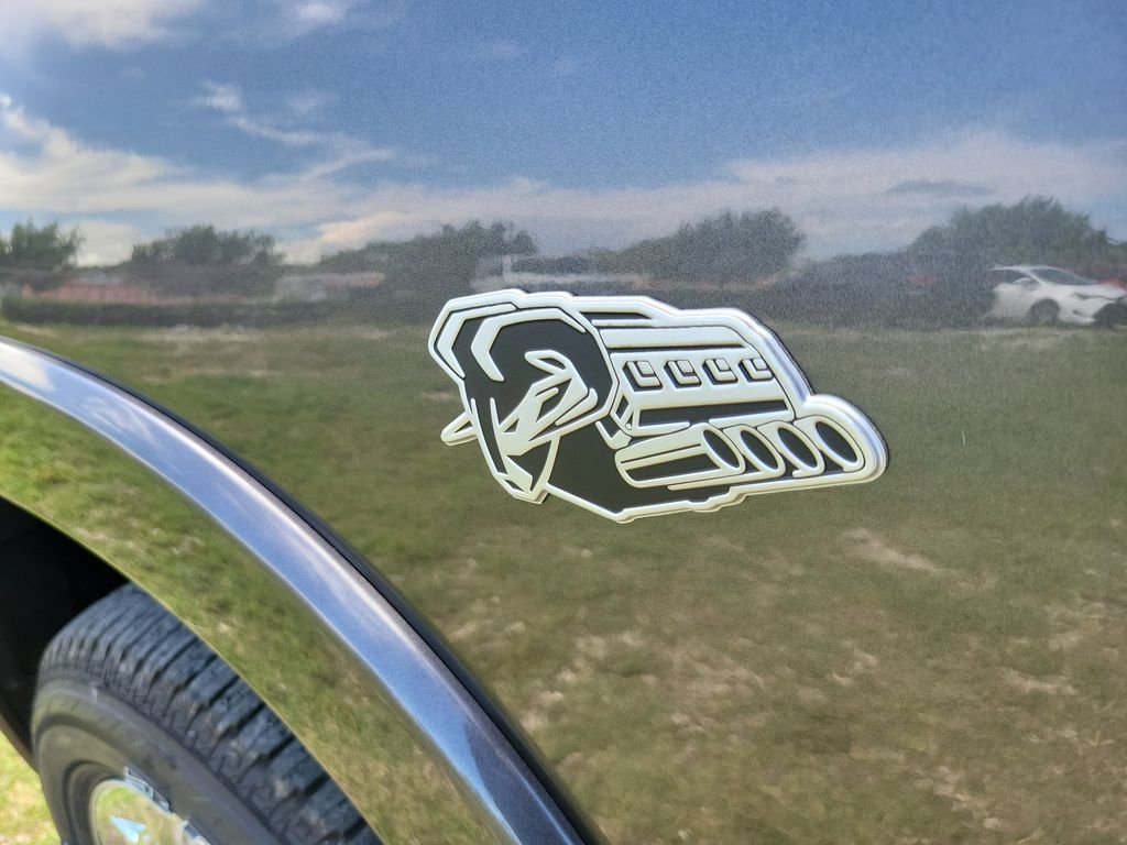 New 2026 Granite Crystal Metallic Clear-Coat Exterior Paint RAM Big Horn/Lone Star image 6