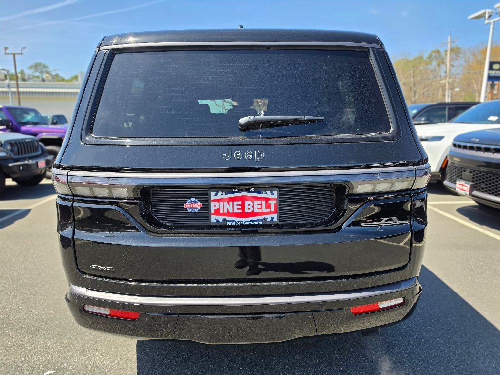 New 2026 High Gloss Black Exterior Paint Jeep Limited Altitude image 12