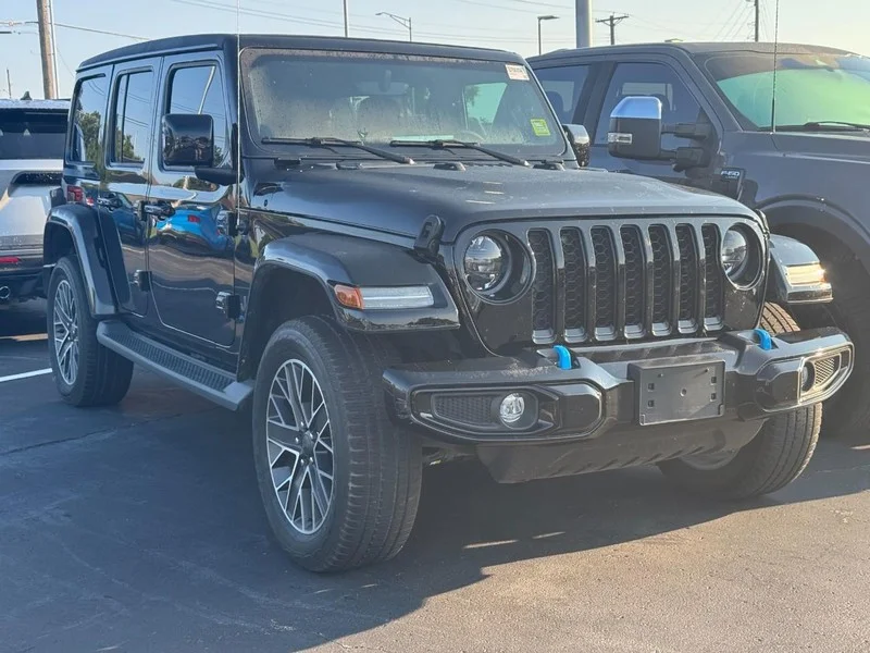 Used 2023 Black Clearcoat Jeep Sahara High Altitude image 2