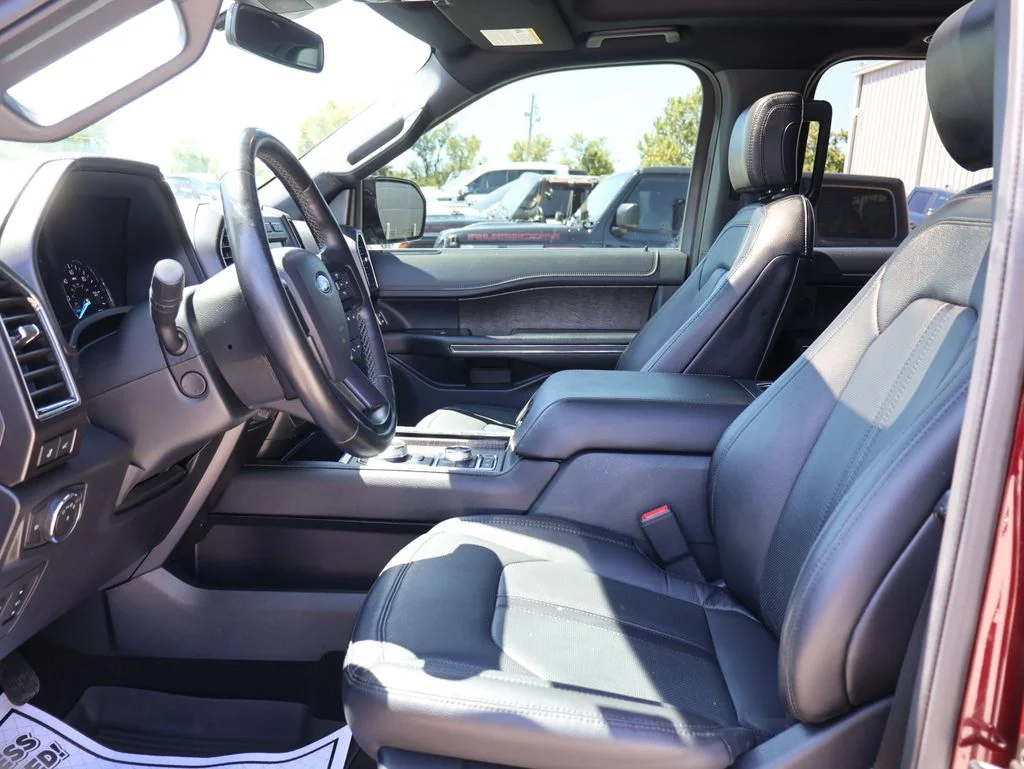 Used 2020 Red Ford Limited image 23