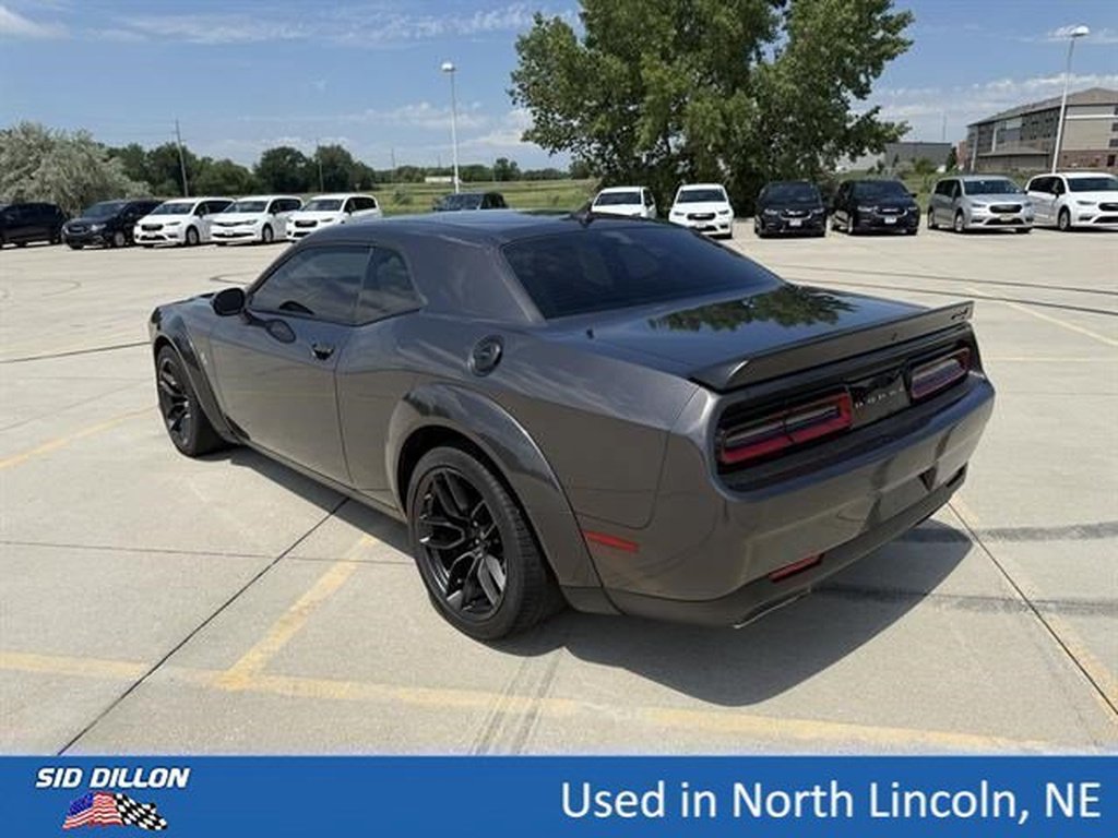 Used 2022 Granite Pearl Coat Dodge R/T Scat Pack image 7
