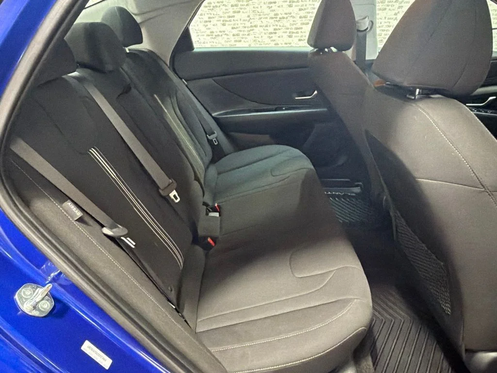 Used 2025 Intense Blue Hyundai SEL Convenience image 12