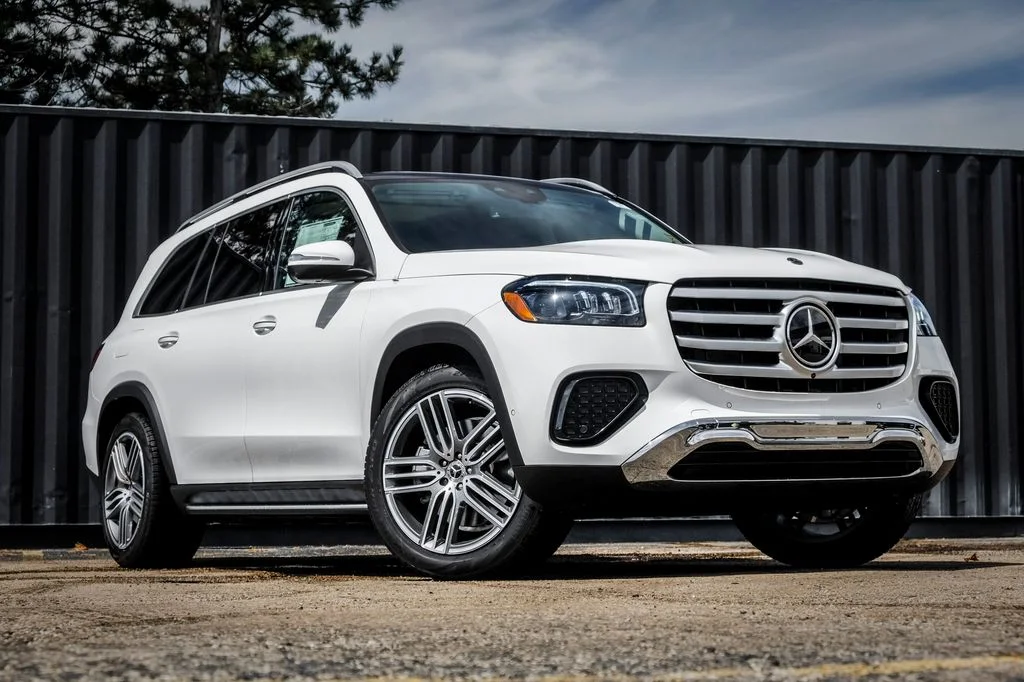 2026 Mercedes-Benz GLS Base