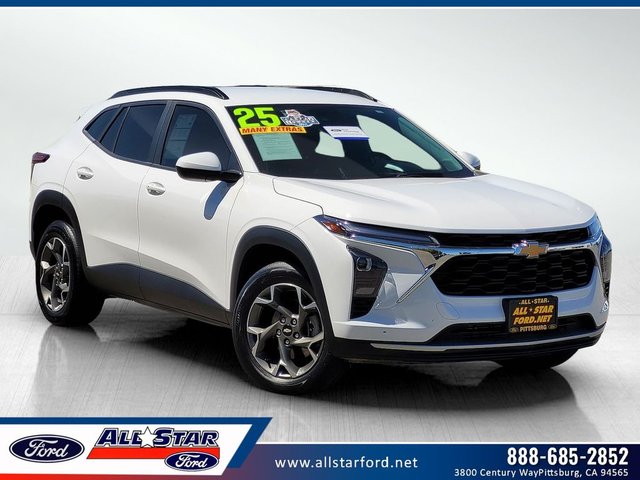 2025 Chevrolet Trax LT