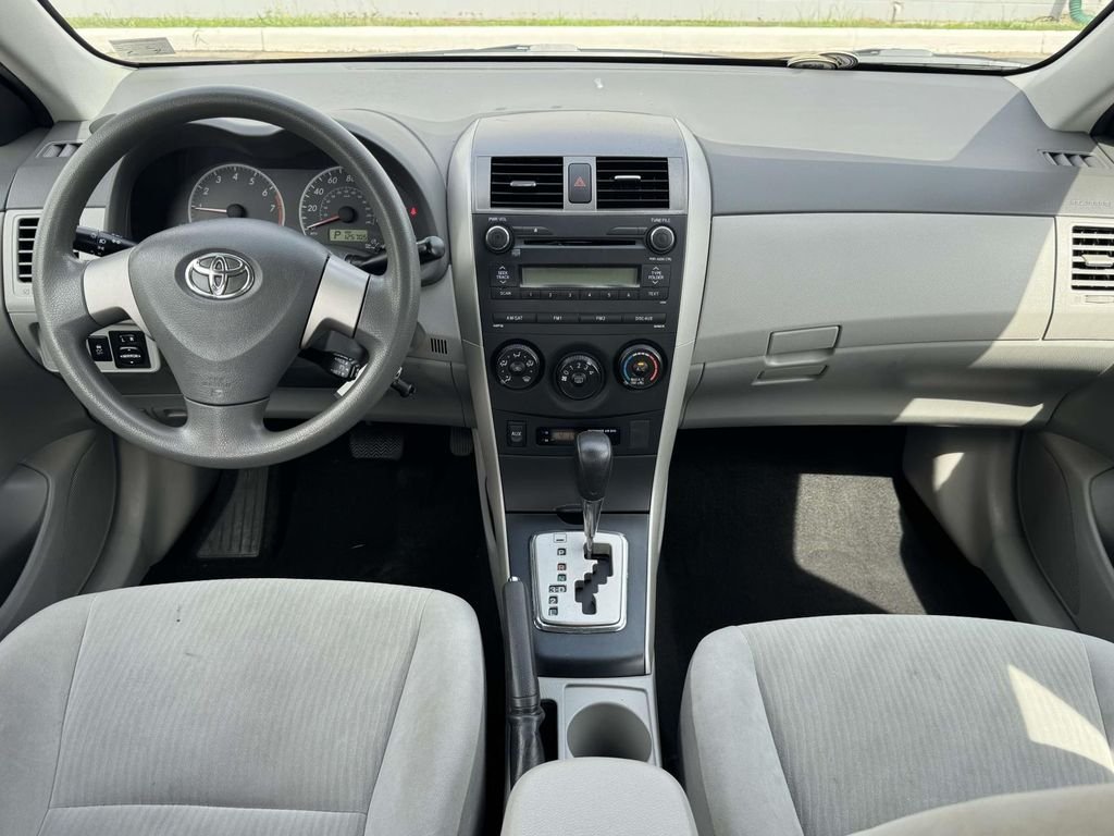 Used 2010 Black Toyota  image 2