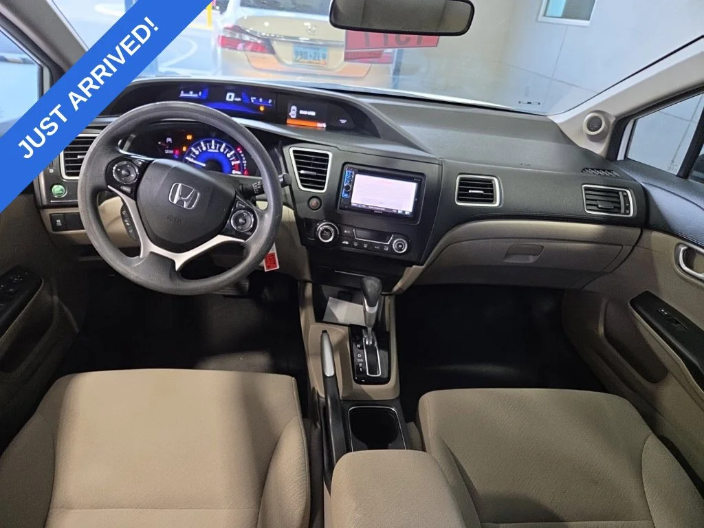 Used 2013 Taffeta White Honda EX image 5