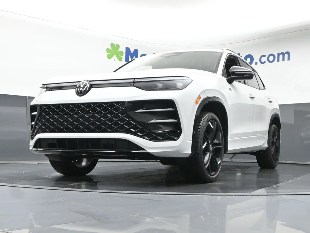 New 2026 Opal White Pearl Volkswagen 2.0T SE R-Line Black image 6