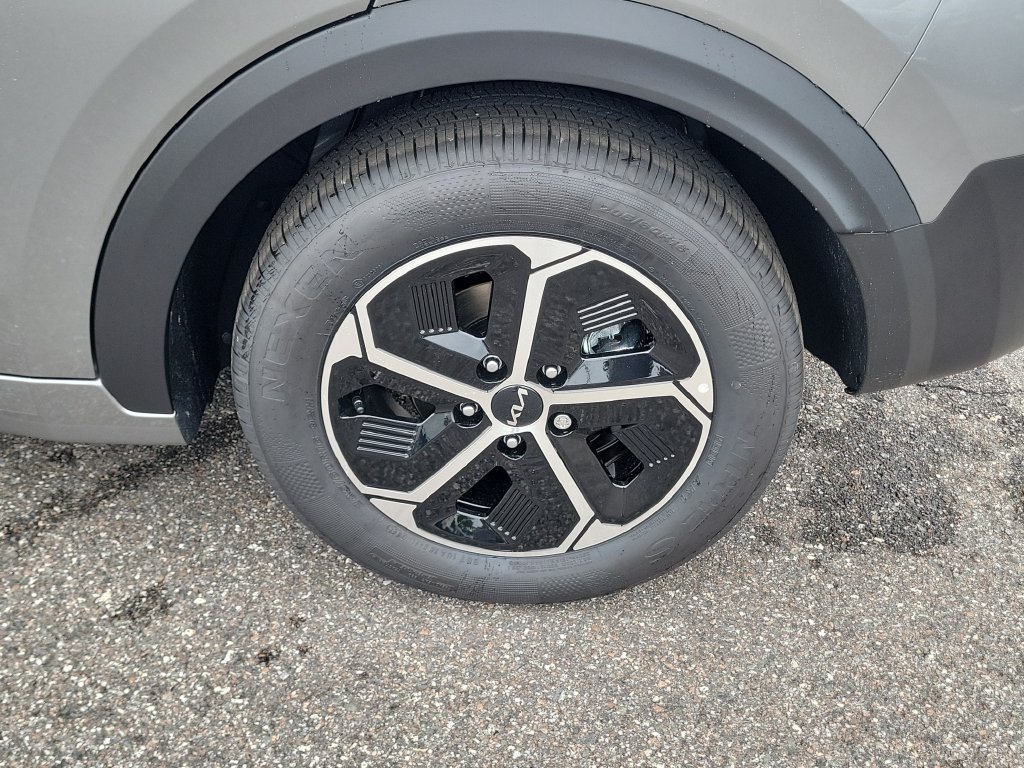 New 2026 Steel Gray Kia EX image 37