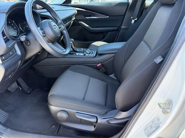Used 2021 White Mazda 2.5 S image 8