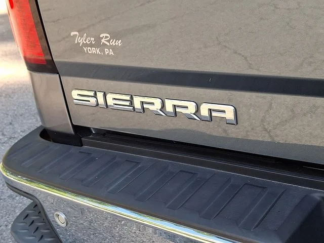 Used 2014 Gray GMC SLT image 31