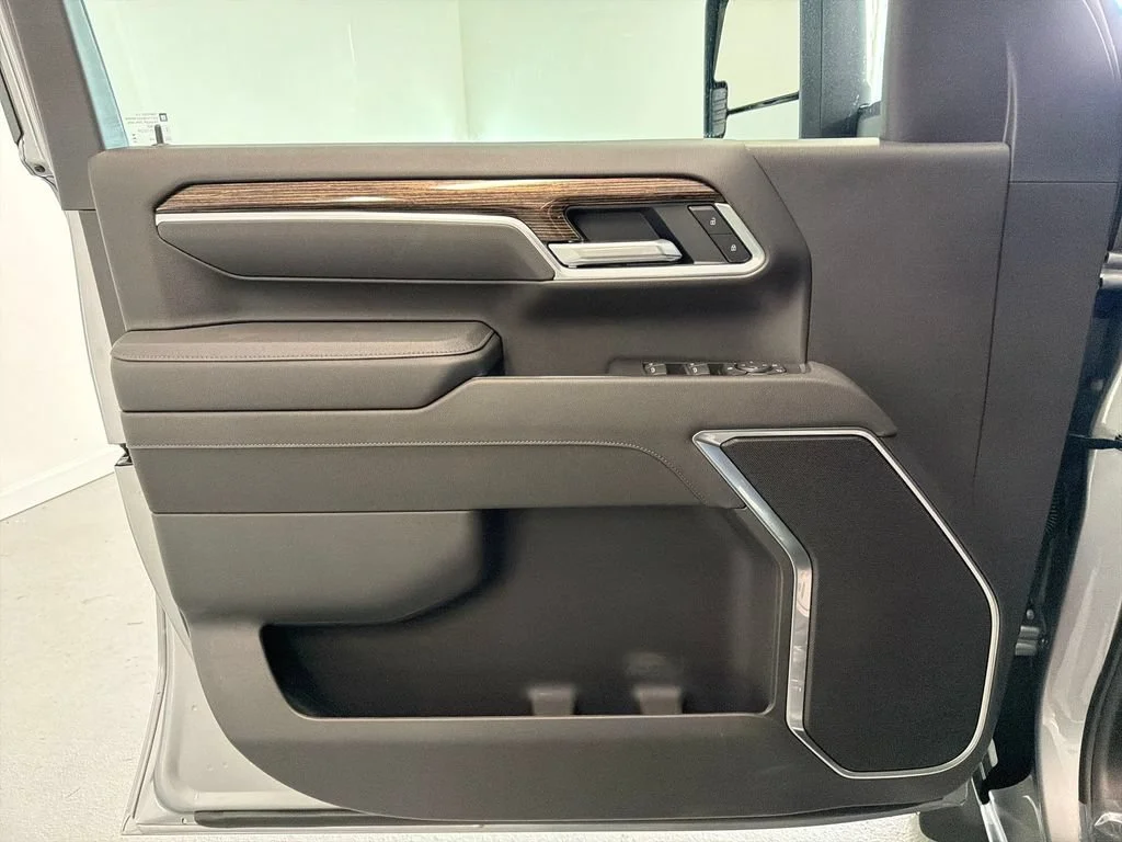 New 2026 Sterling Metallic GMC SLE image 12