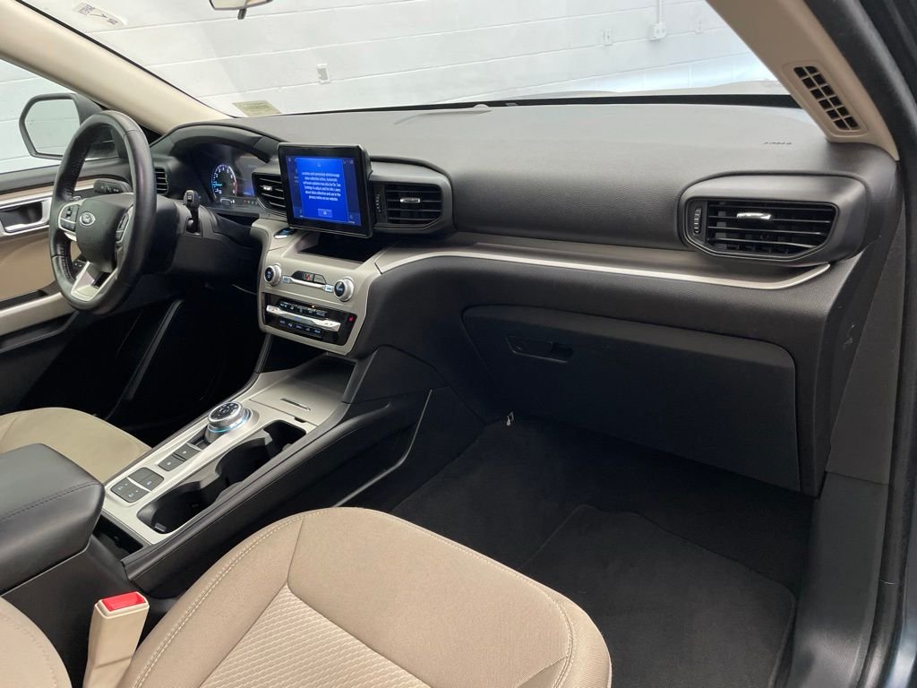 Used 2023 Blue Ford XLT image 27