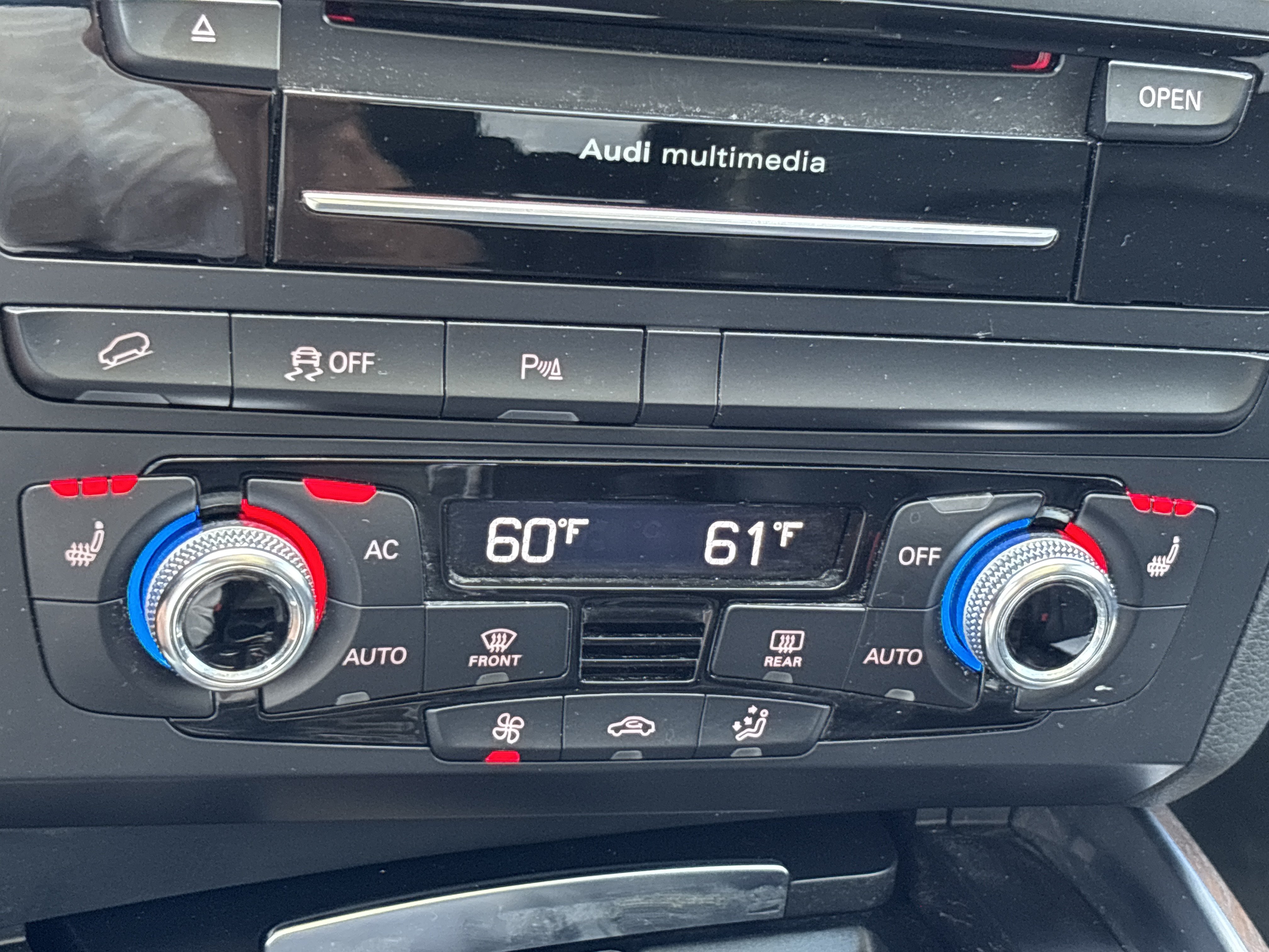 Used 2014  Audi Premium Plus image 38