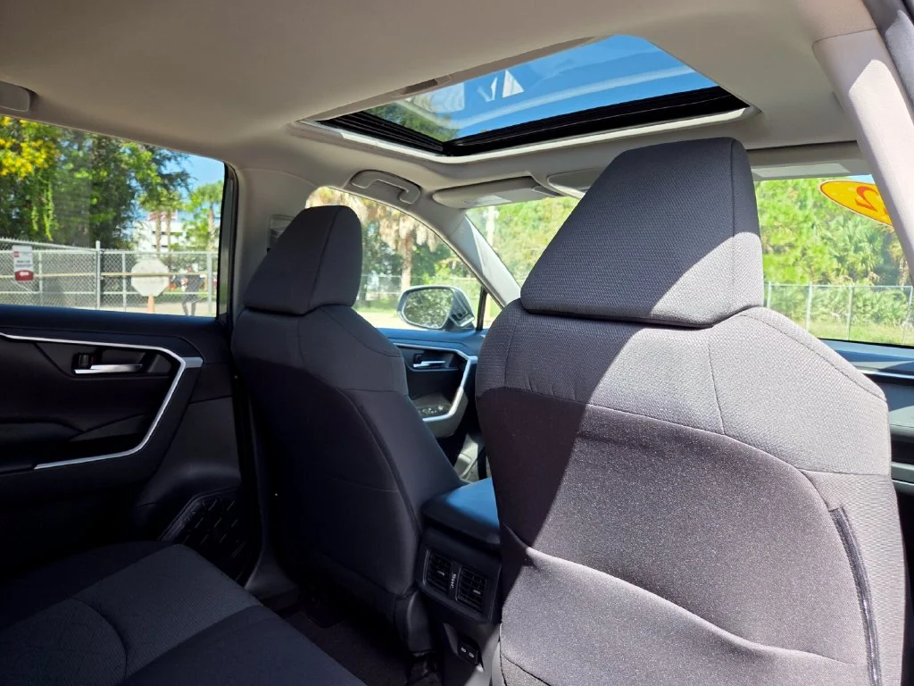 Used 2022 Gray Toyota XLE image 16