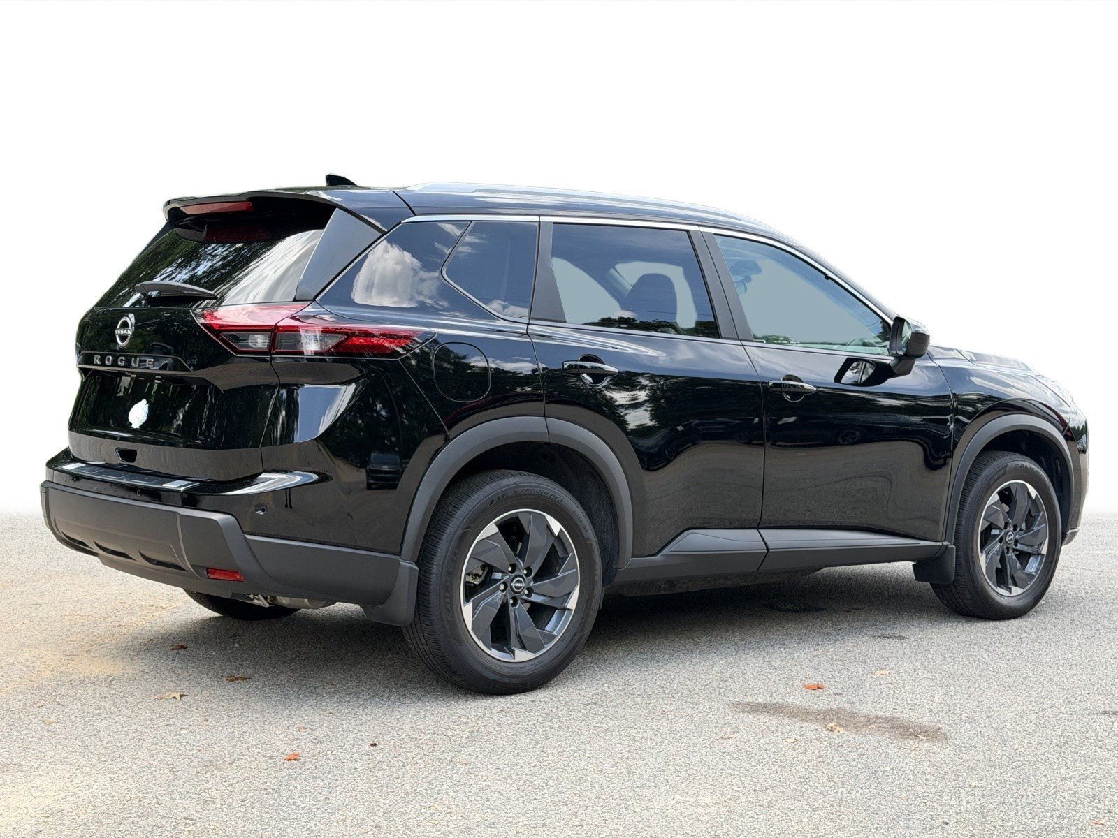 Used 2025 Super Black Nissan SV image 27