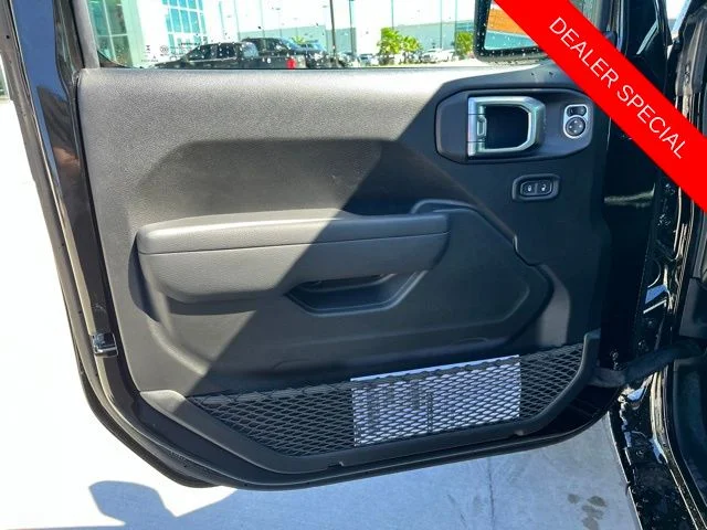 2025 Jeep Gladiator Sport S - Photo 16