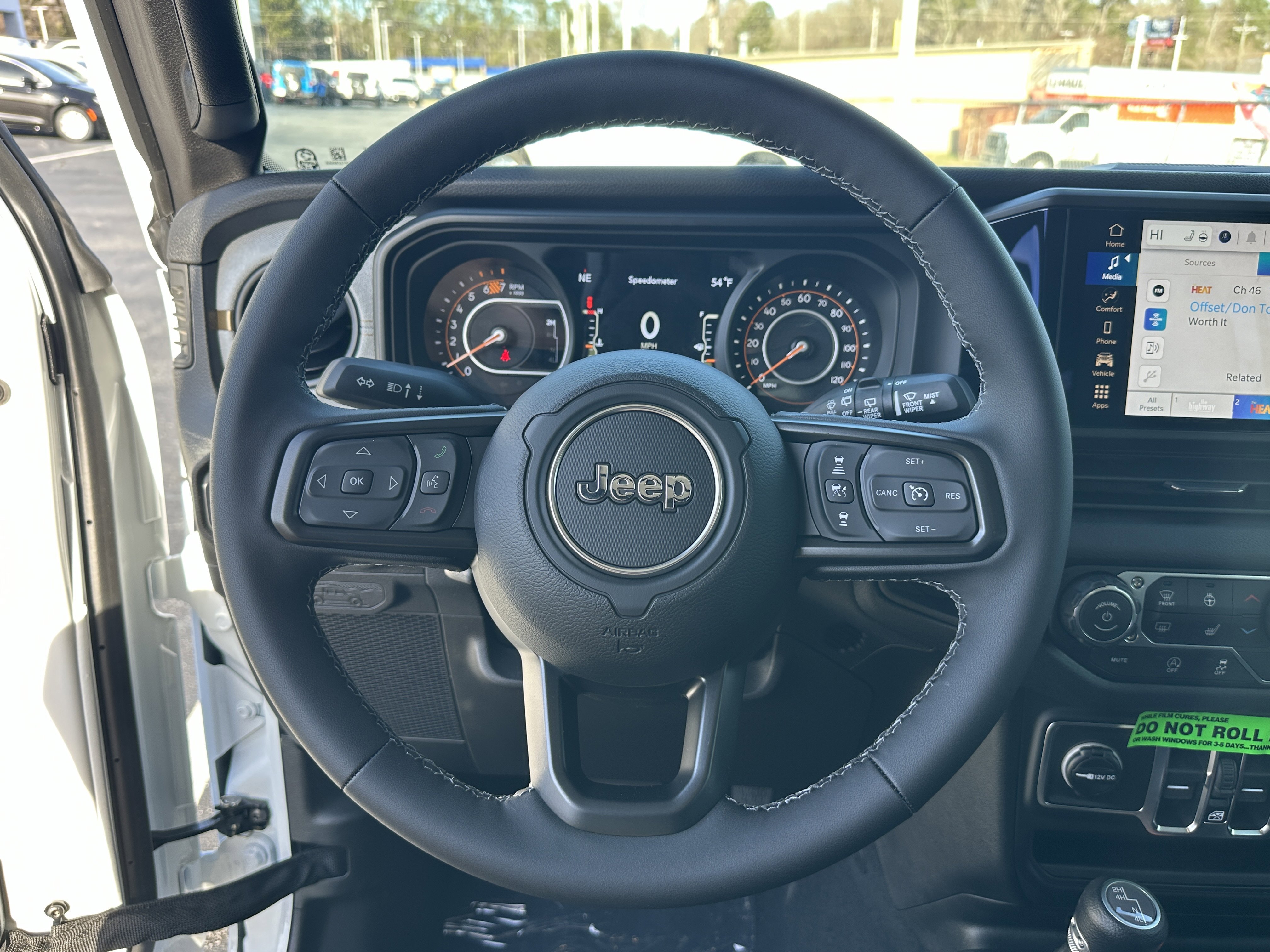 New 2026 Bright White Clear-Coat Exterior Paint Jeep Sport S image 27