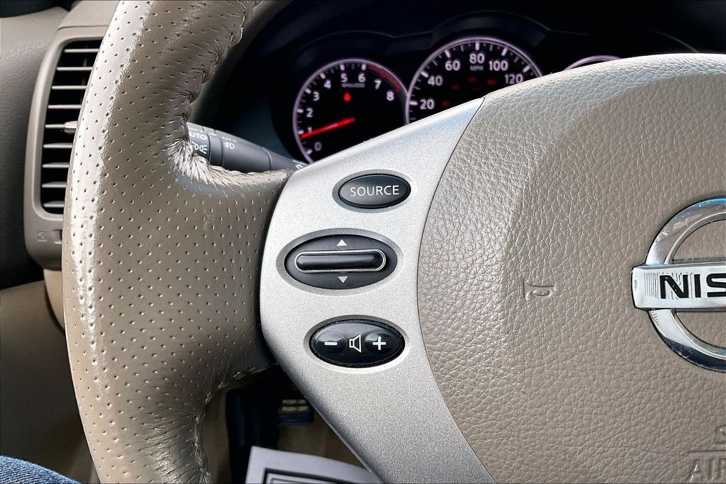 Used 2012 White Nissan 2.5 S image 17