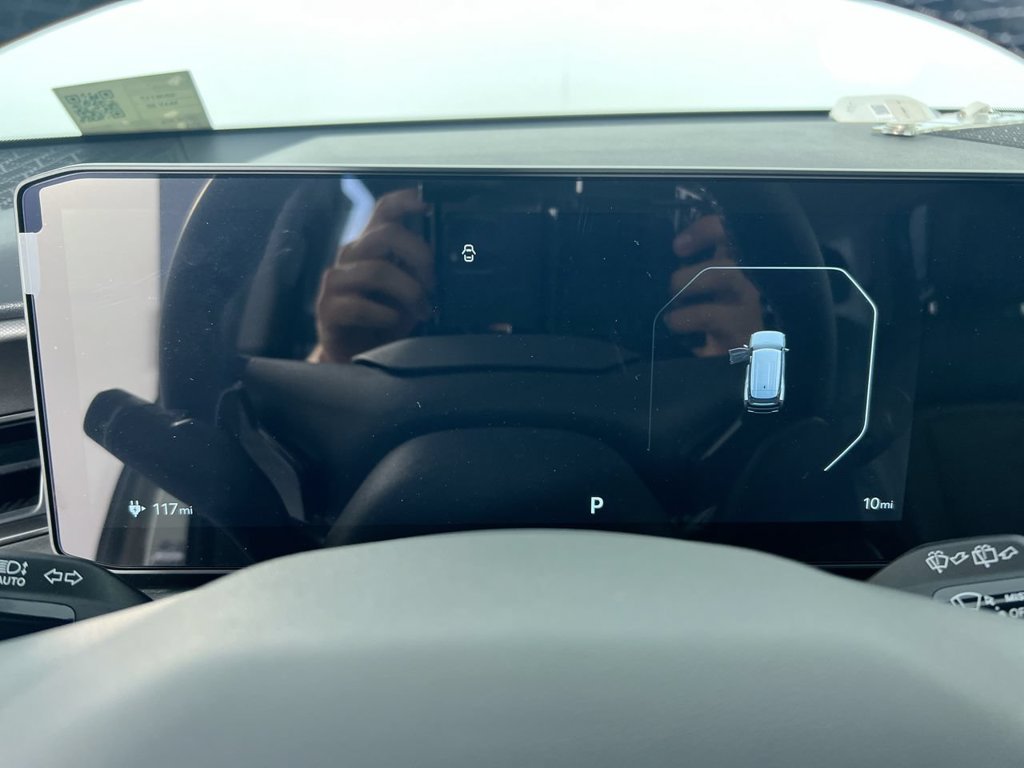 New 2026 White Kia Light image 22