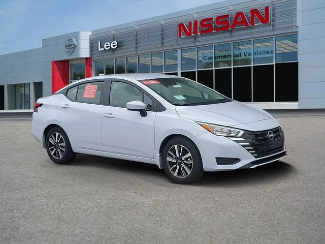 2025 Nissan Versa 1.6 SV CVT's photo