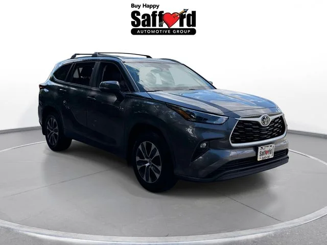 2023 Toyota Highlander XLE - Photo 8
