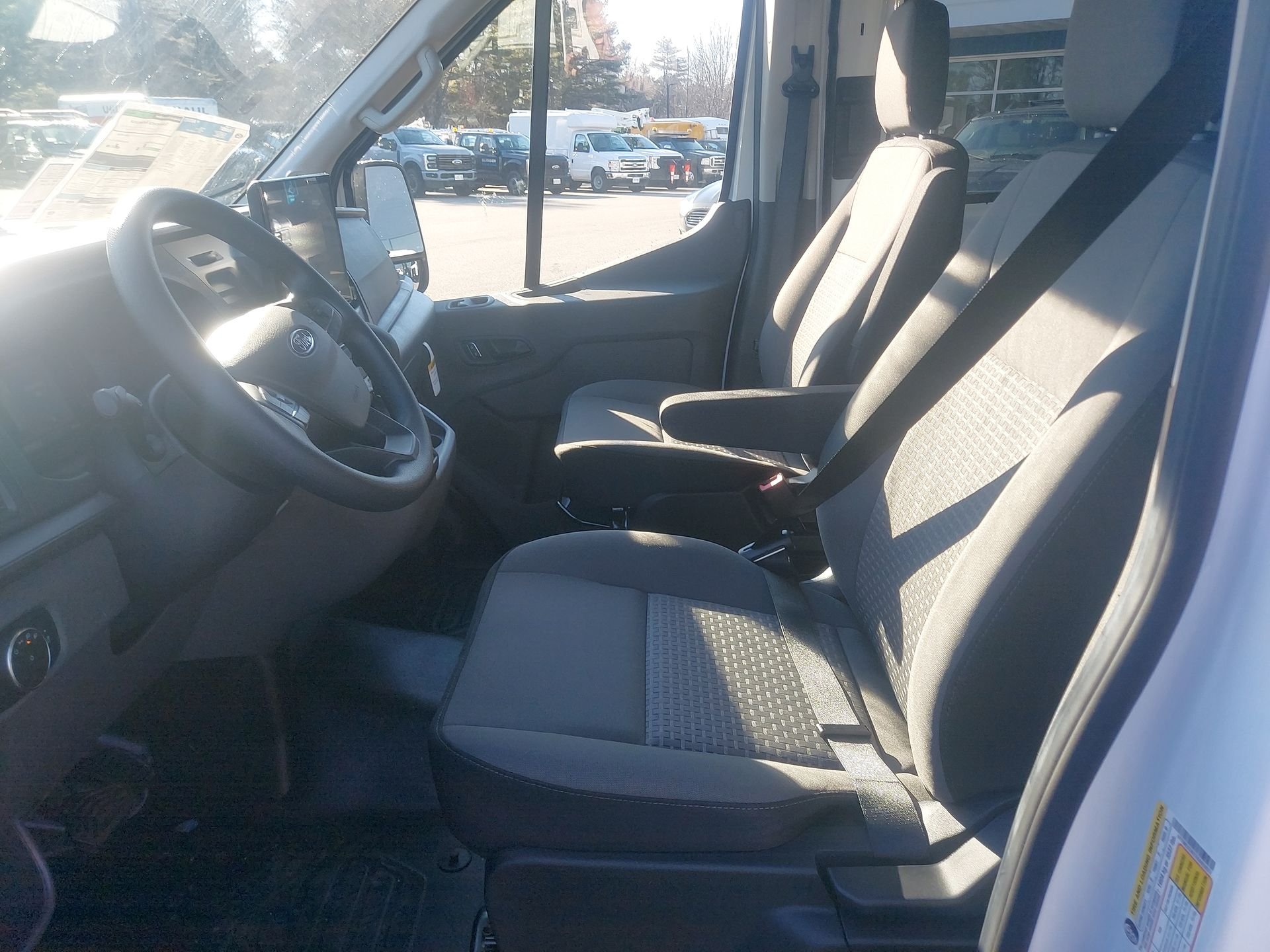 New 2026 Oxford White Ford Cargo Van image 6