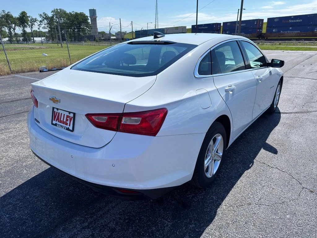 Used 2024 White Chevrolet LS image 8
