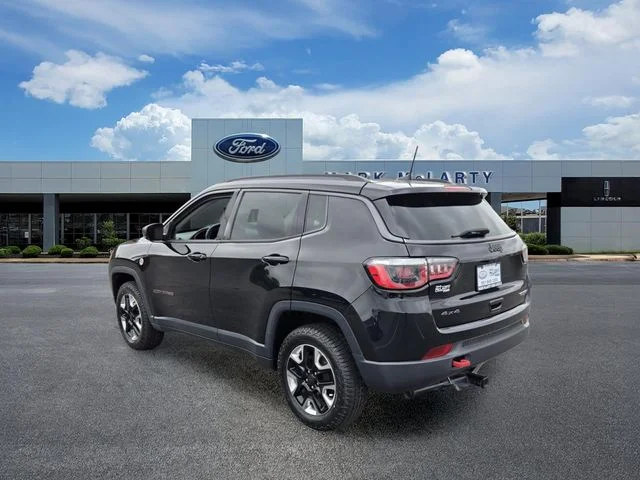 Used 2018 Black Jeep Trailhawk image 3