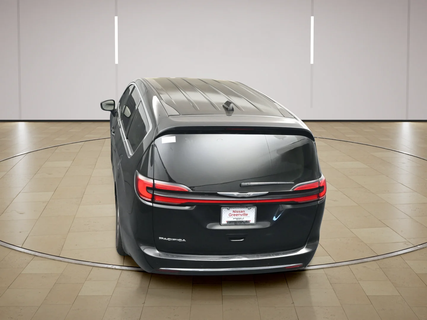 Used 2023 Brilliant Black Crystal Pearlcoat Chrysler Touring L image 37