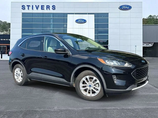 Used 2020 Agate Black Metallic Ford SE image 1