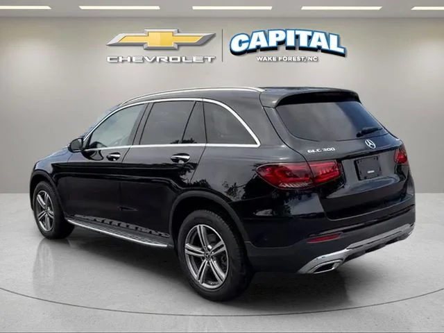 Used 2021  Mercedes-Benz GLC 300 image 3