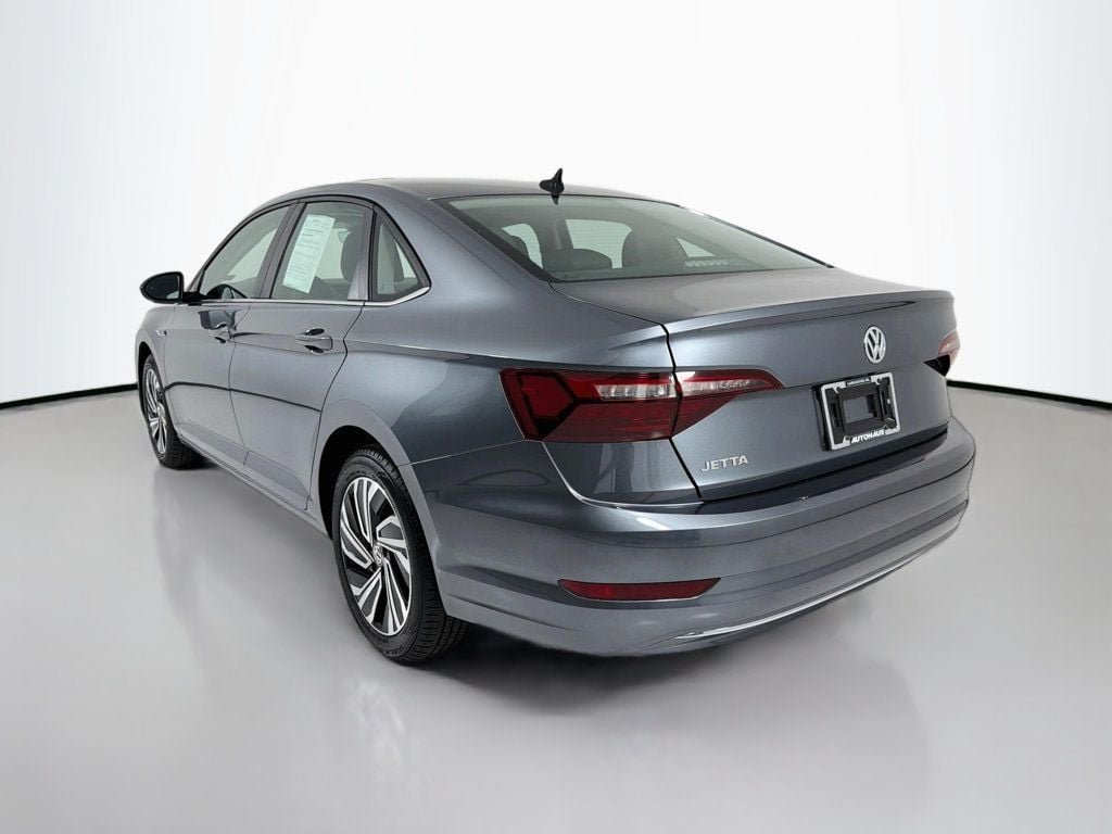 Used 2021 Platinum Gray Metallic Volkswagen SEL Automatic image 5