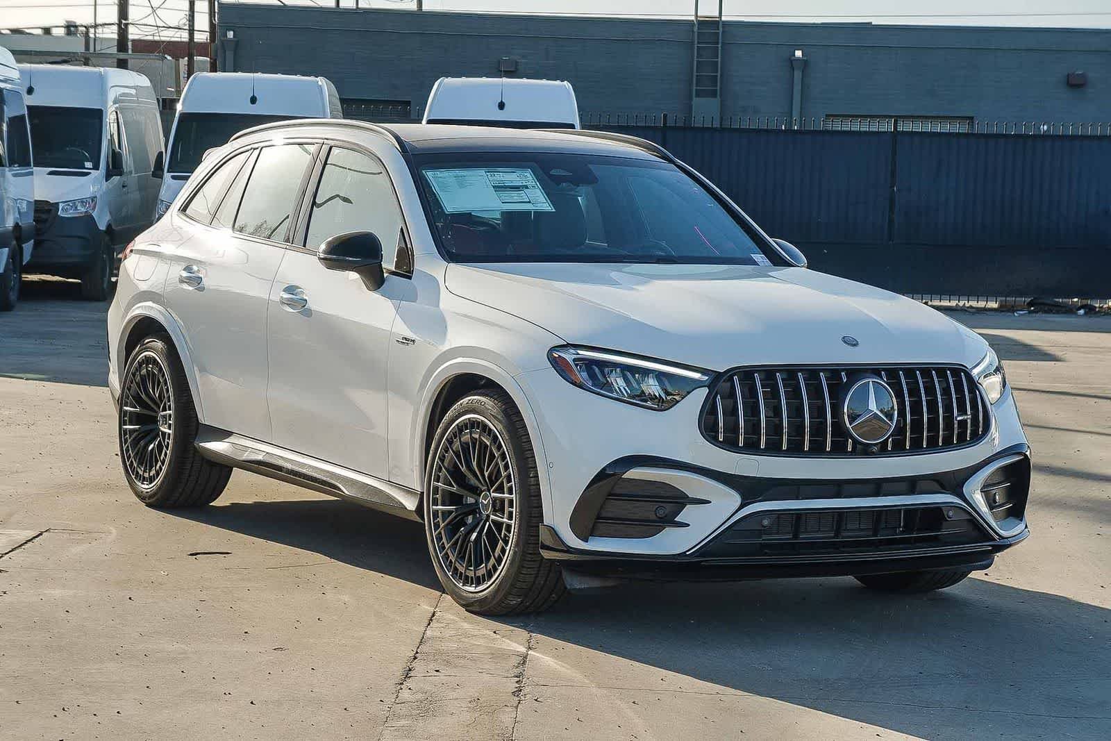 New 2026 Polar White Mercedes-Benz AMG® GLC 43 image 3