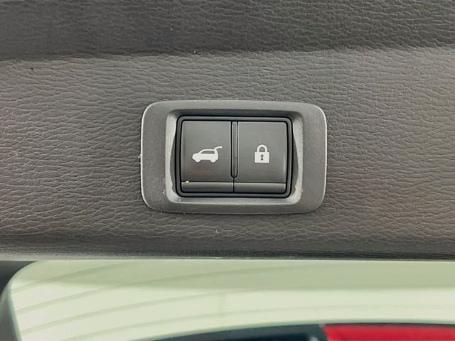 2025 Mitsubishi Outlander SE - Photo 27
