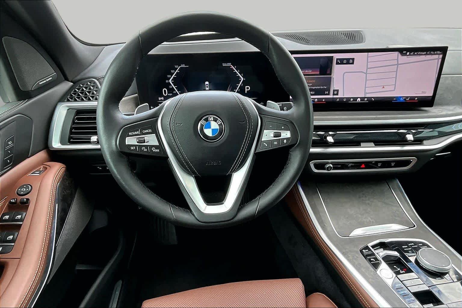 Used 2024 Alpine White BMW xDrive40i image 6