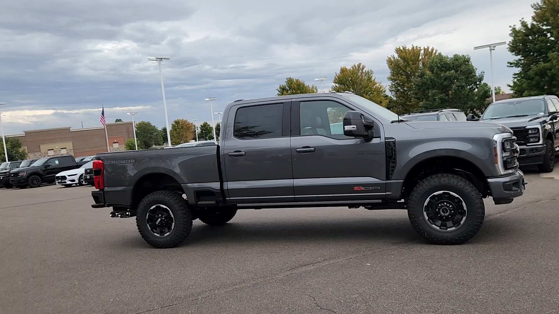 New 2026 Carbonized Gray Metallic Ford Platinum image 10