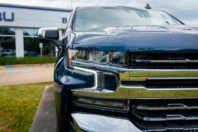 Used 2021 Northsky Blue Metallic Chevrolet LTZ image 18