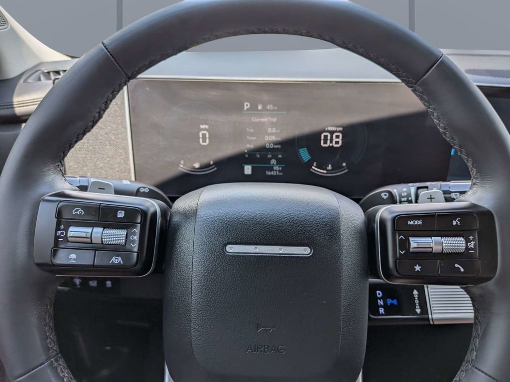 Used 2025 Gray Hyundai SE image 33